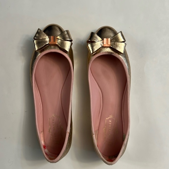 TED BAKER PINK METALLIC FLATS SIZE 8 - Picture 5 of 17